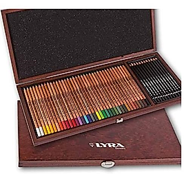 LYRA KURU BOYA REMBRANDT POLYCOLOR & ART DESIGN 48 Lİ AHŞAP STAND L2004001